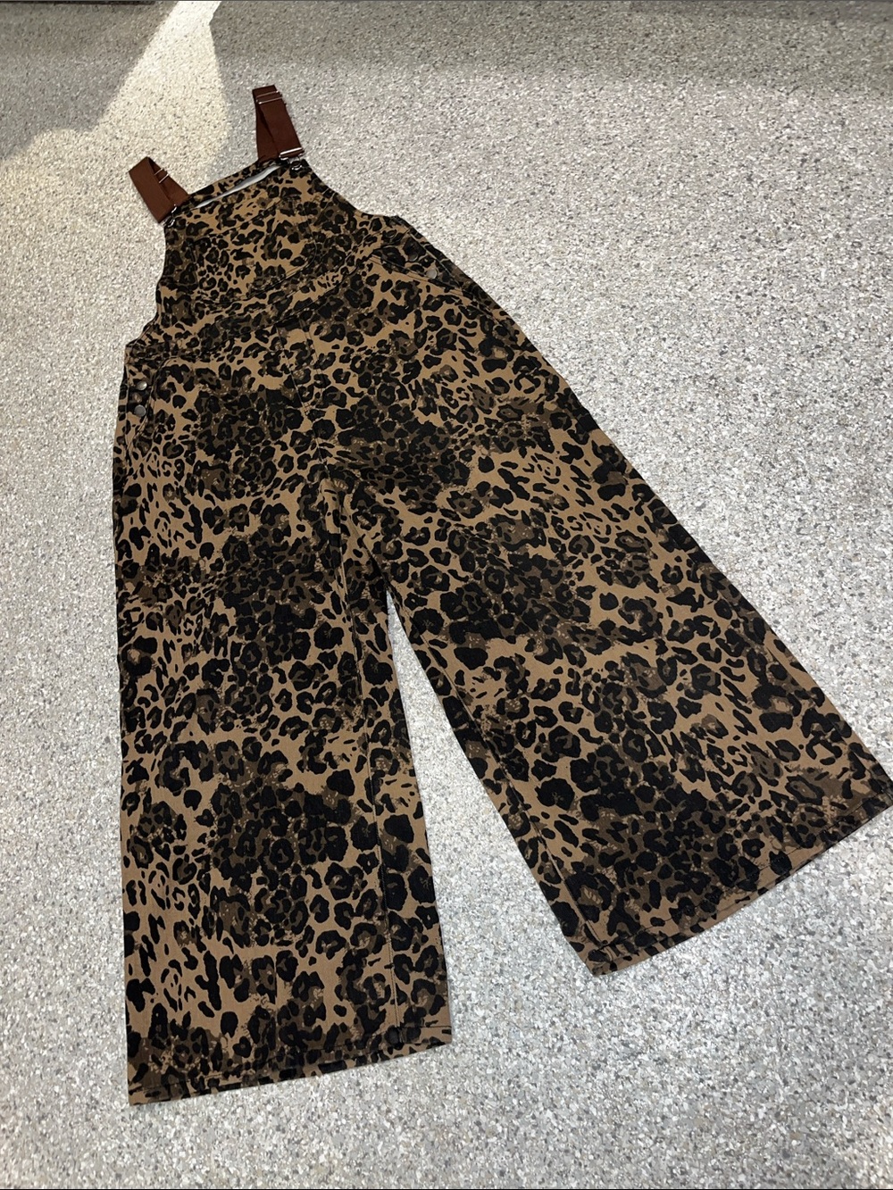Leopard Print Wide-Leg Jumpsuit - Brown/Black adjustable straps are opposite.